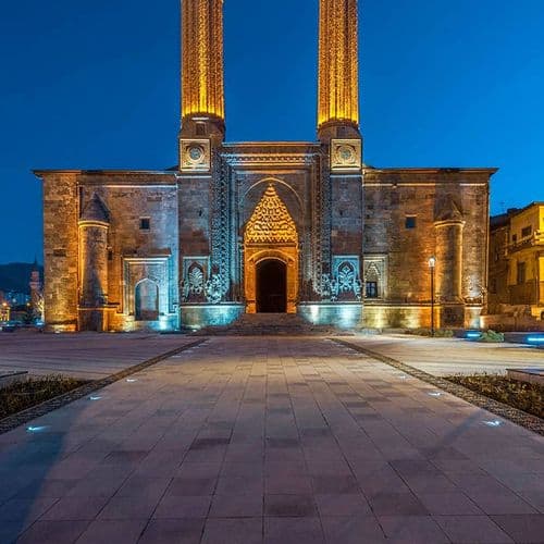 Çifte Minareli Madrasa, Erzurum